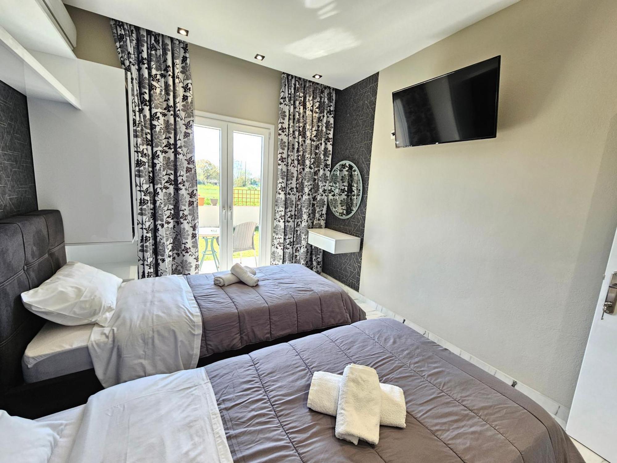 Evelina Luxury Suites In Corfu Ύψος Εξωτερικό φωτογραφία