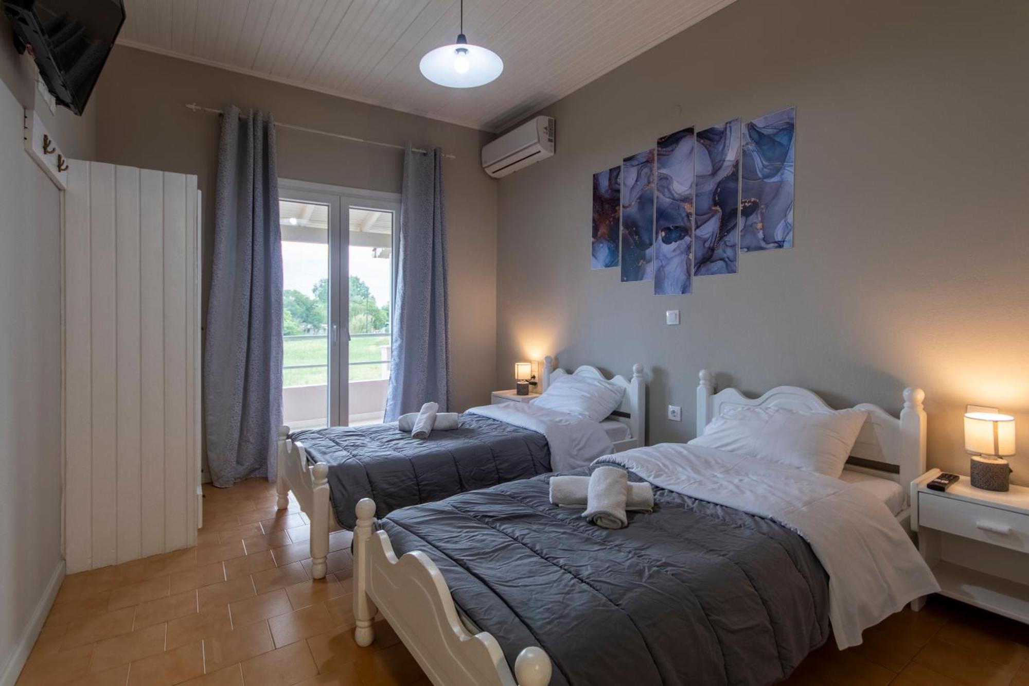 Evelina Luxury Suites In Corfu Ύψος Εξωτερικό φωτογραφία