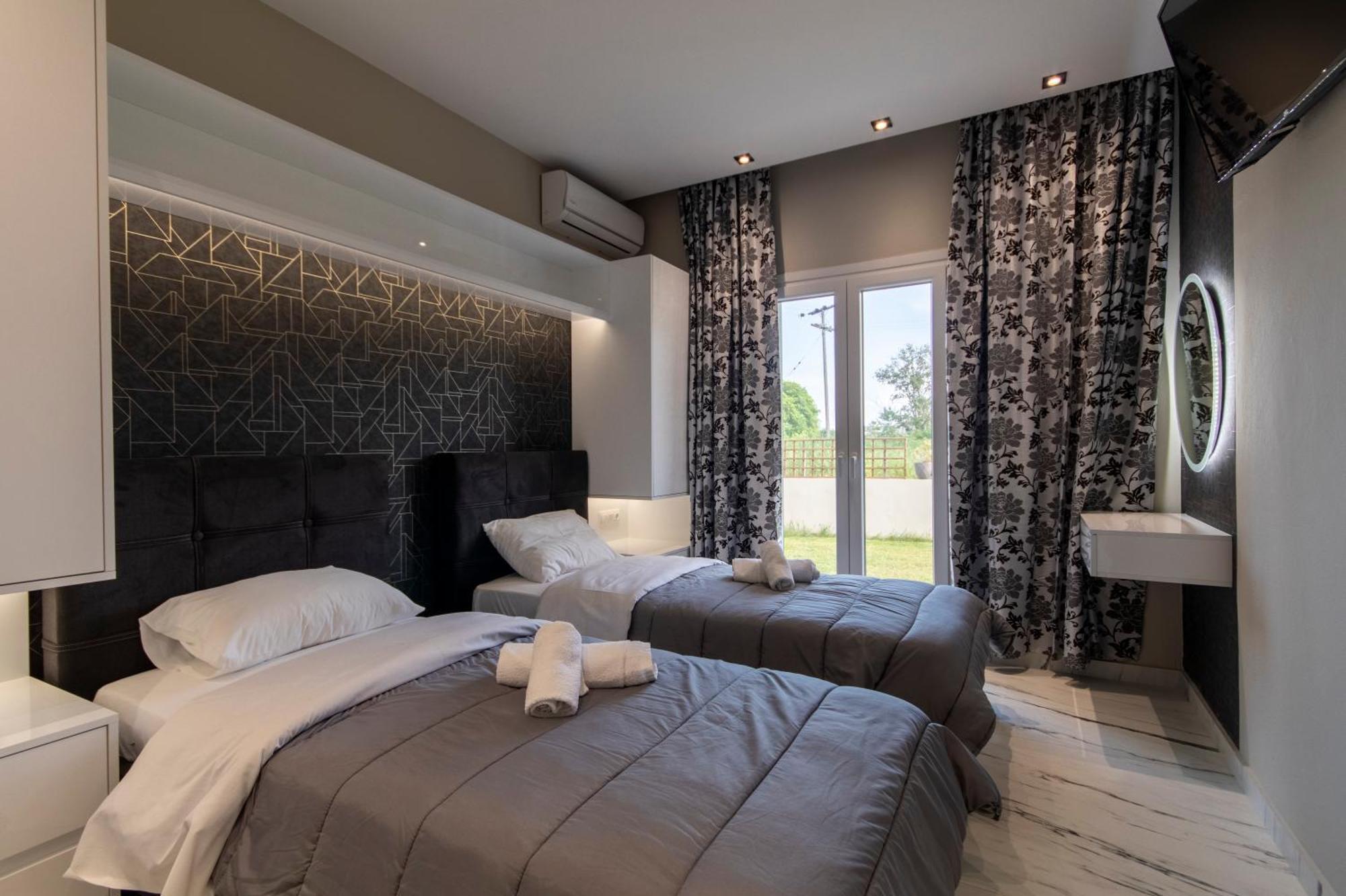 Evelina Luxury Suites In Corfu Ύψος Εξωτερικό φωτογραφία